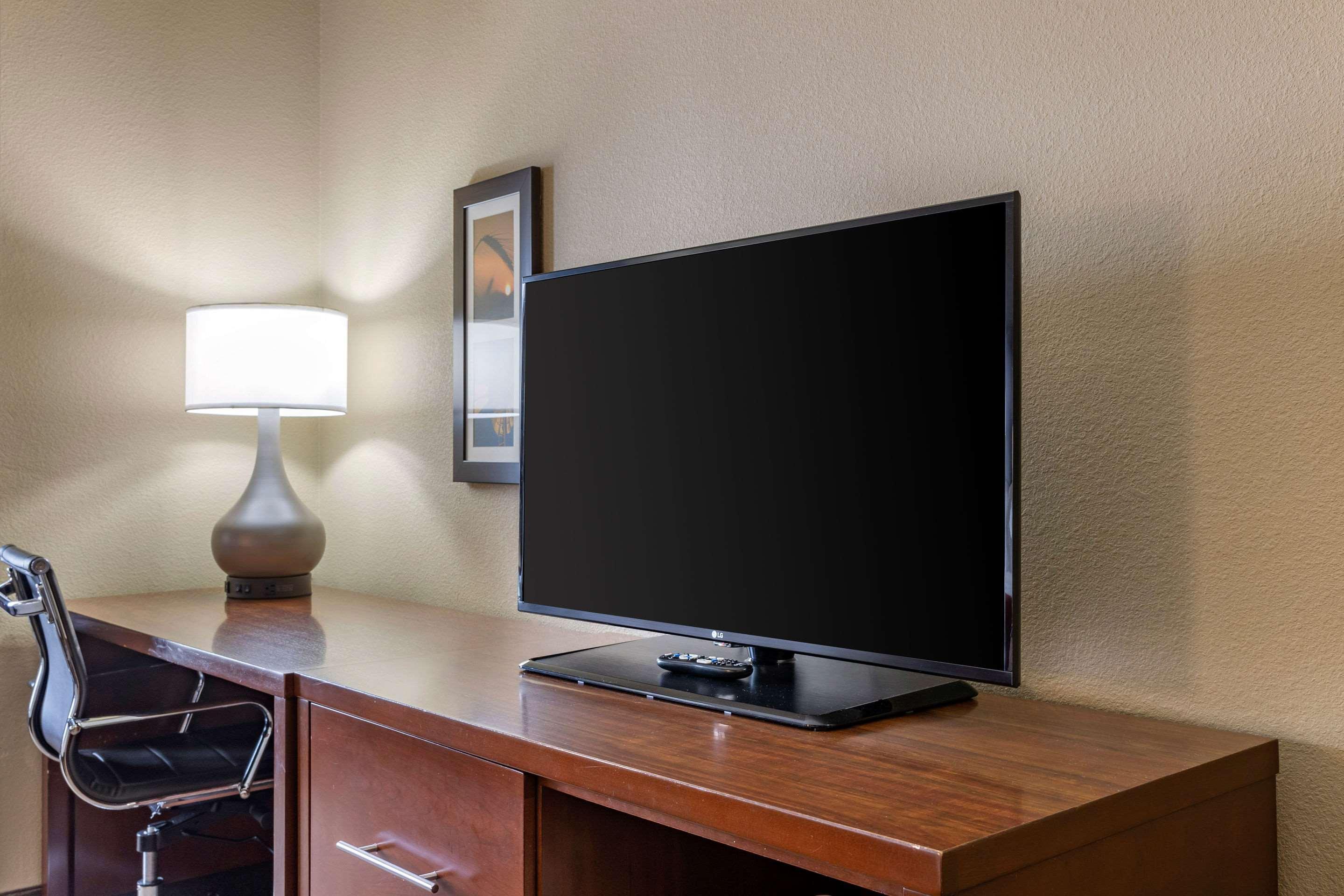Comfort Inn & Suites Augusta المظهر الخارجي الصورة