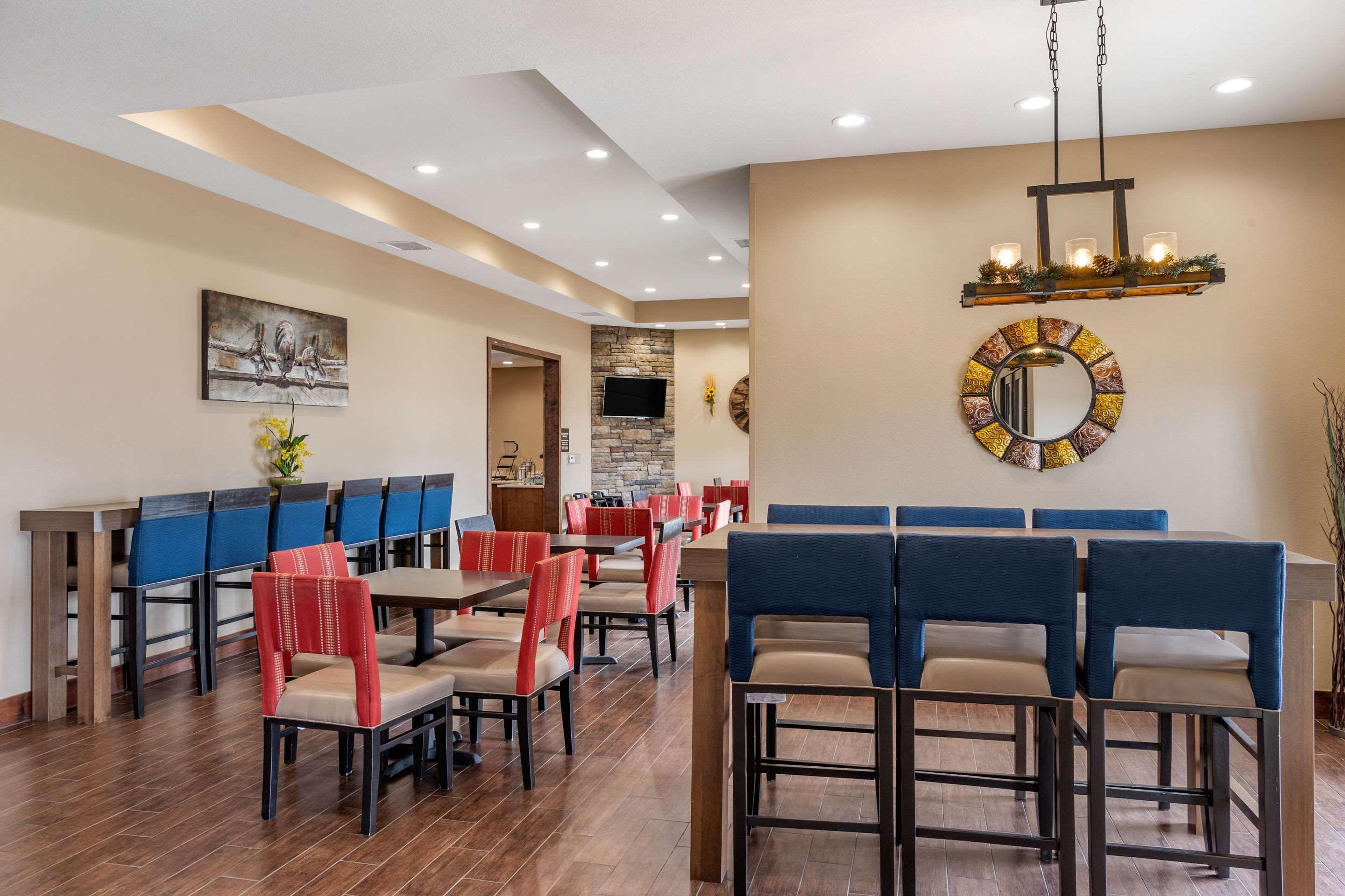Comfort Inn & Suites Augusta المظهر الخارجي الصورة