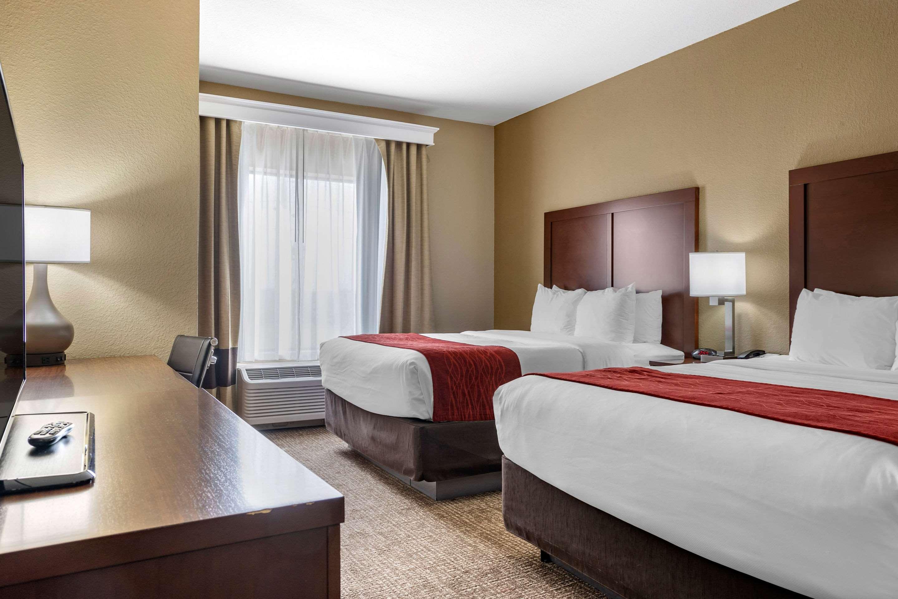Comfort Inn & Suites Augusta المظهر الخارجي الصورة