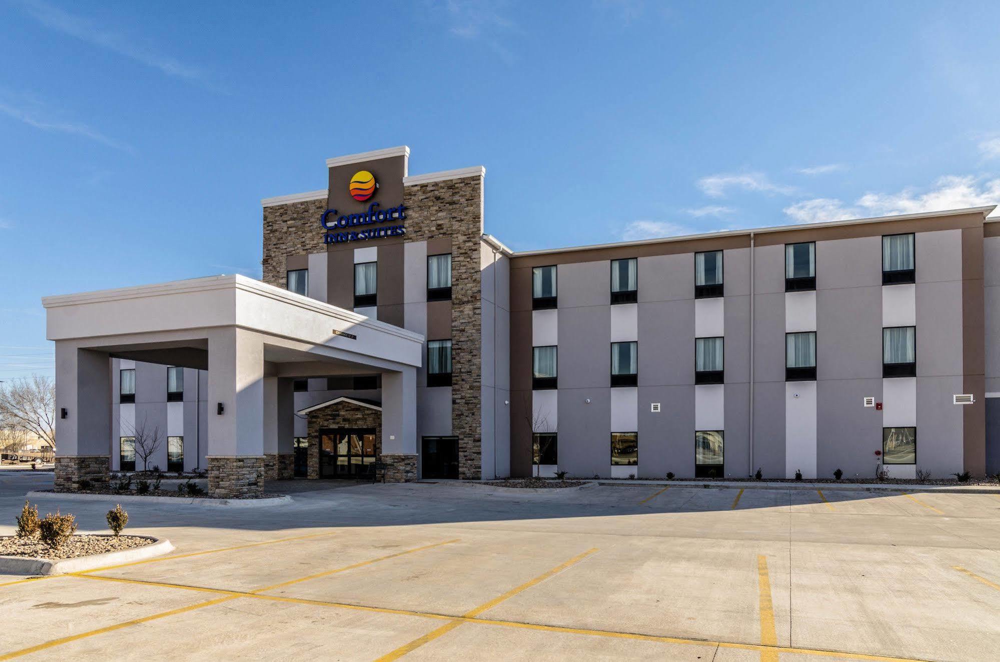 Comfort Inn & Suites Augusta المظهر الخارجي الصورة