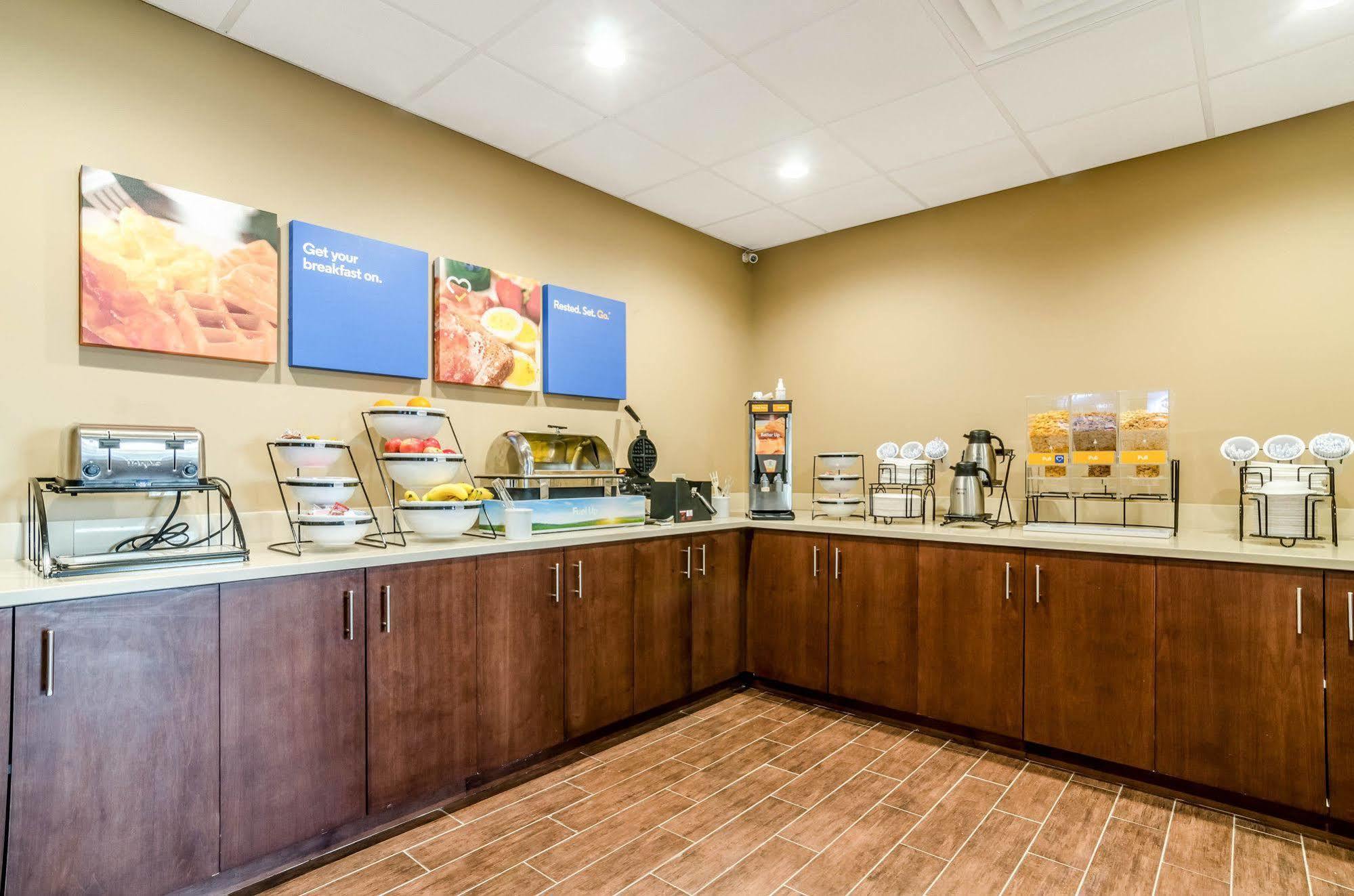 Comfort Inn & Suites Augusta المظهر الخارجي الصورة